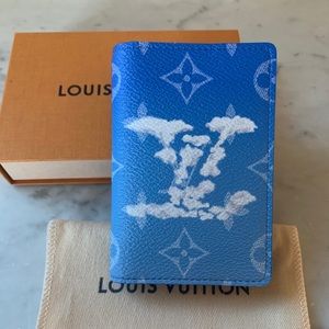 Louis Vuitton ”Cloud” Pocket organizer-TEMP SALE